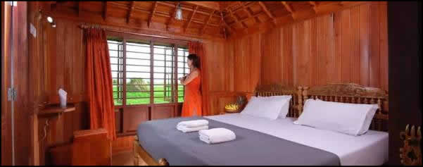 alleppey houseboat
